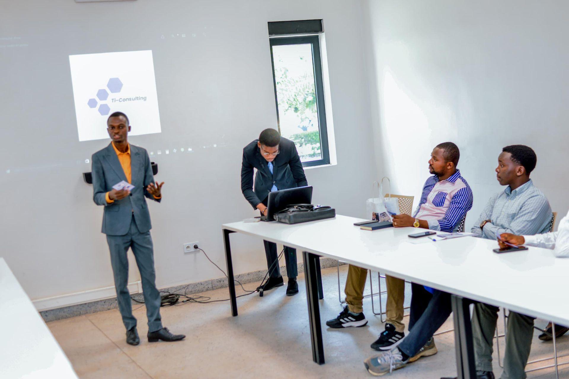 Animateur de la formation pour le compte de Ti-consulting