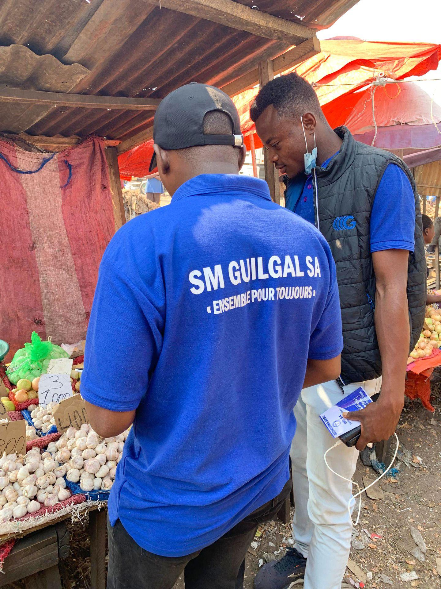 Agents SM GUILGAL sur terrain  pour la récolte des épargnes des clients