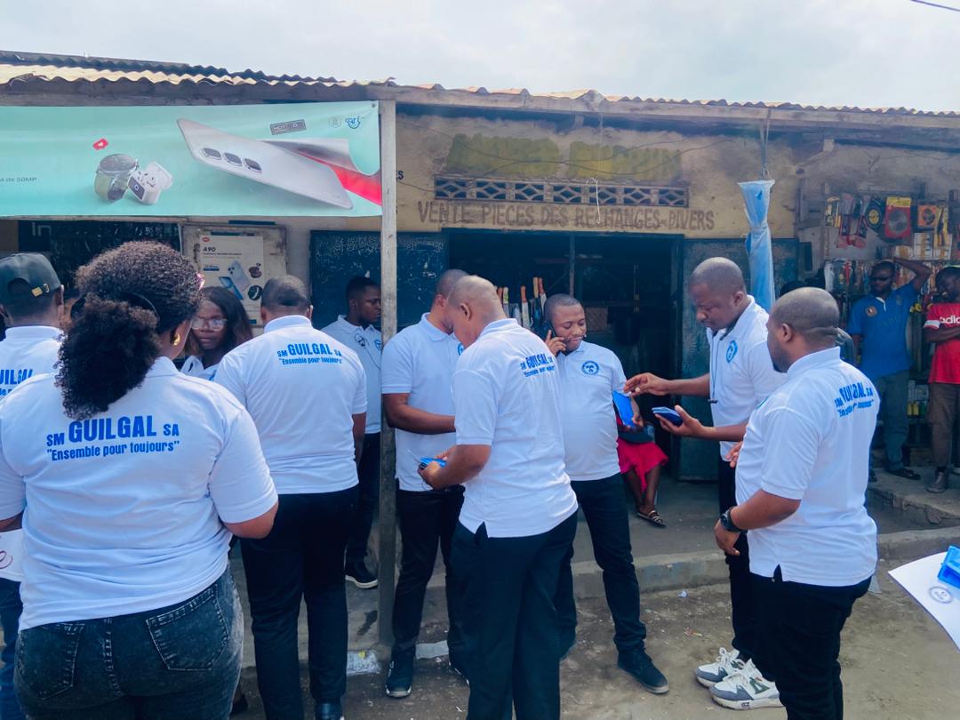 Equipe dirigeante de SM GUILGAL en pleine sensibilisation sur terrain